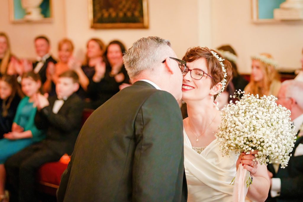 hull minerva masonic lodge wedding - bride and groom sharing their first kiss at hull minerva masonic lodge scaled